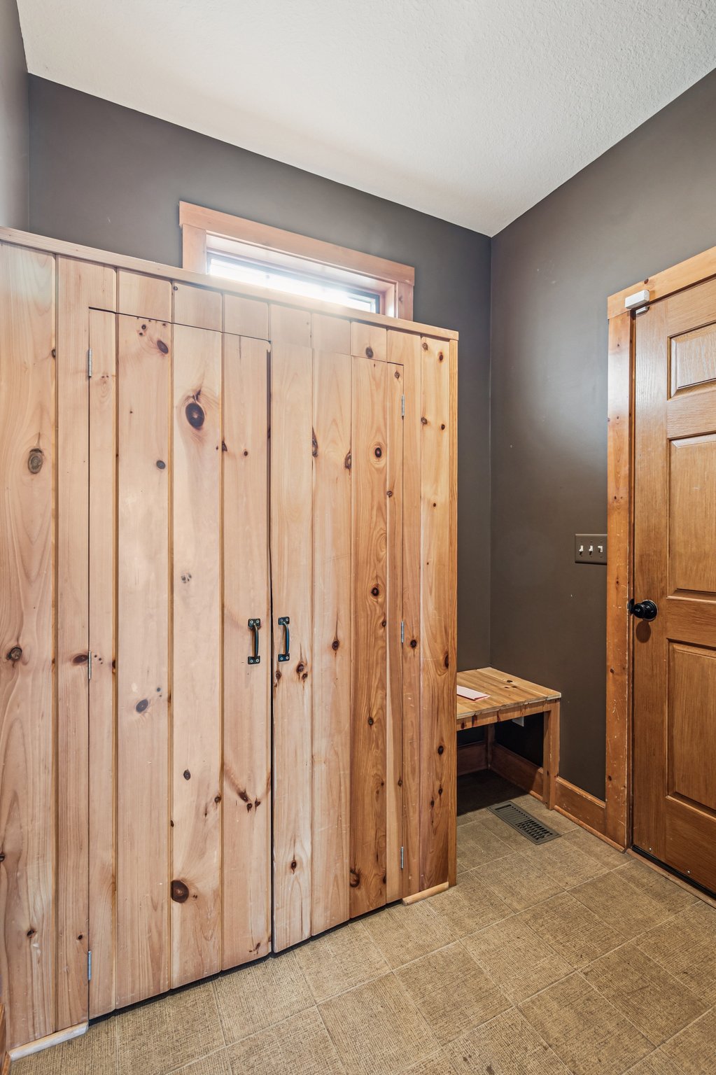 7691 - 16410 NE 121st Terrace_031.jpg