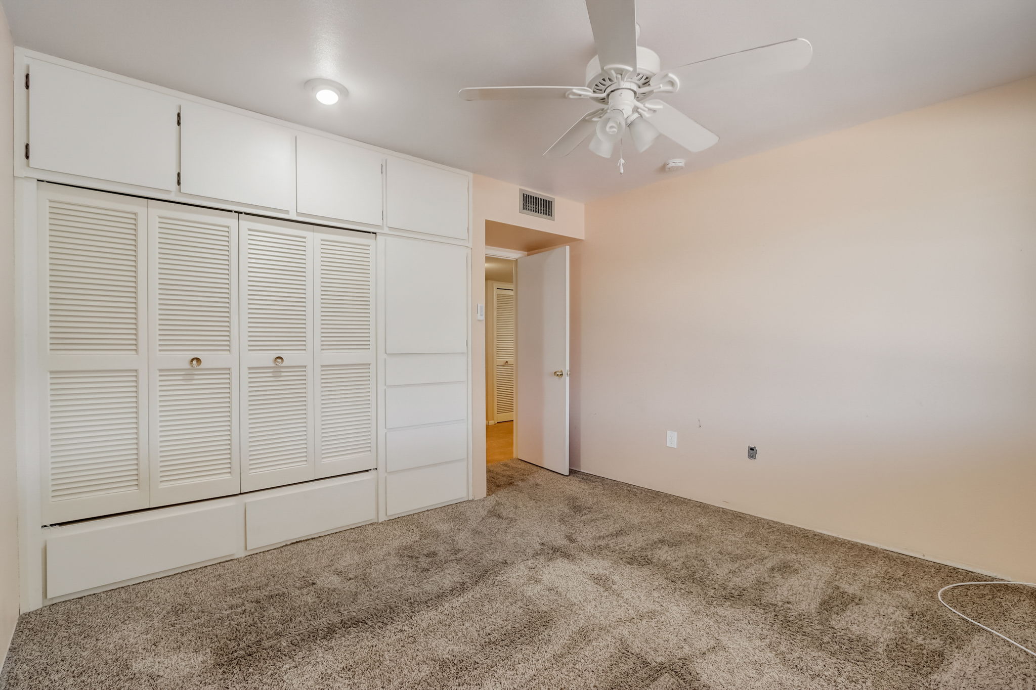 N 111th Ave-023