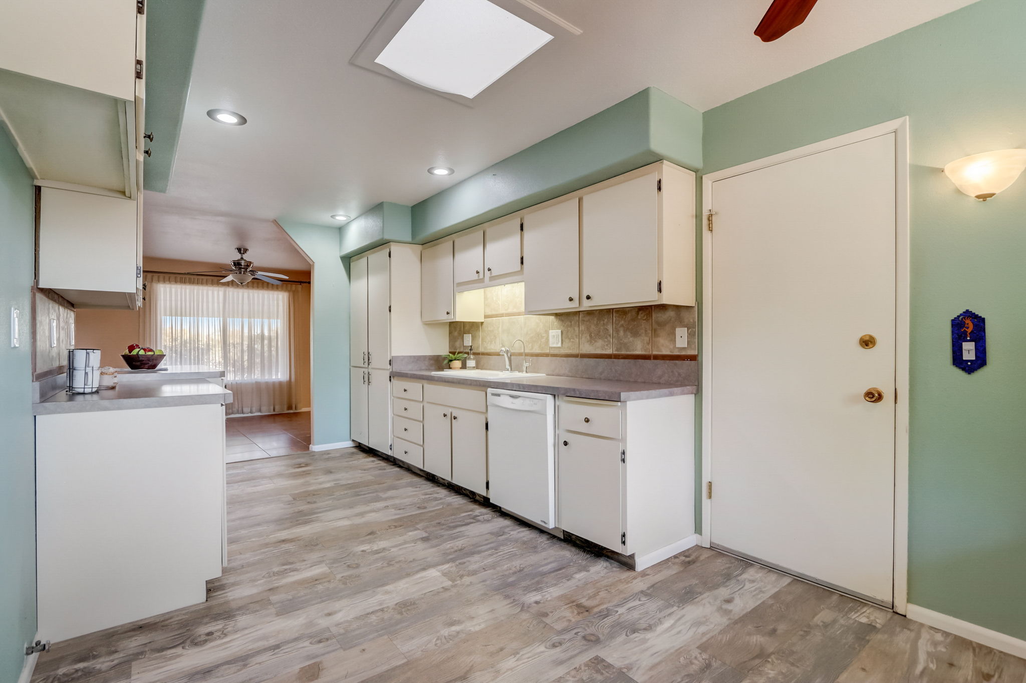 N 111th Ave-009