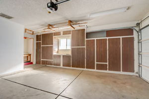 N 111th Ave-030