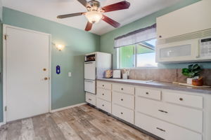 N 111th Ave-013