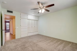 N 111th Ave-019