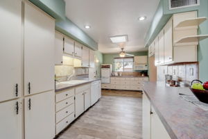 N 111th Ave-012