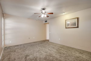 N 111th Ave-027