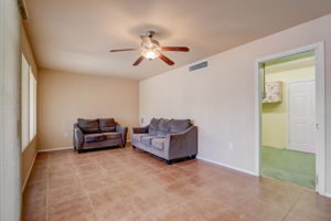 N 111th Ave-016
