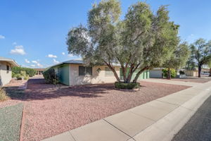 N 111th Ave-001