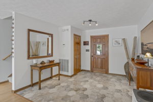  Photo 34