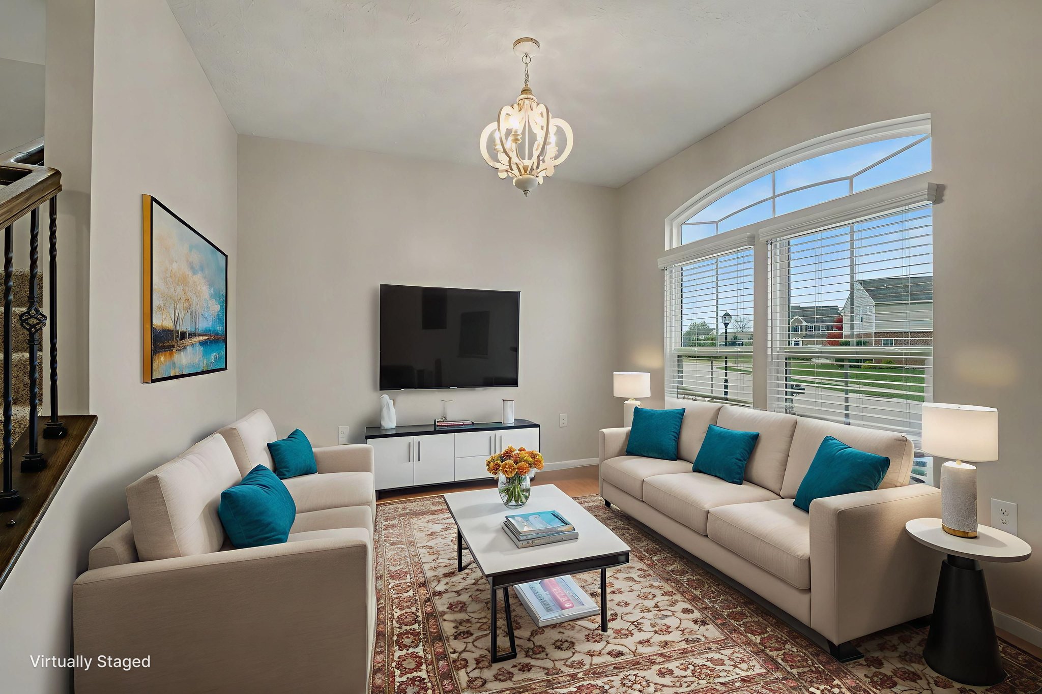 DSC03085 virtually staged.jpeg