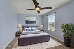 DSC03223 virtually staged.jpeg