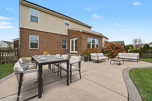 DSC03264 virtually staged.jpeg