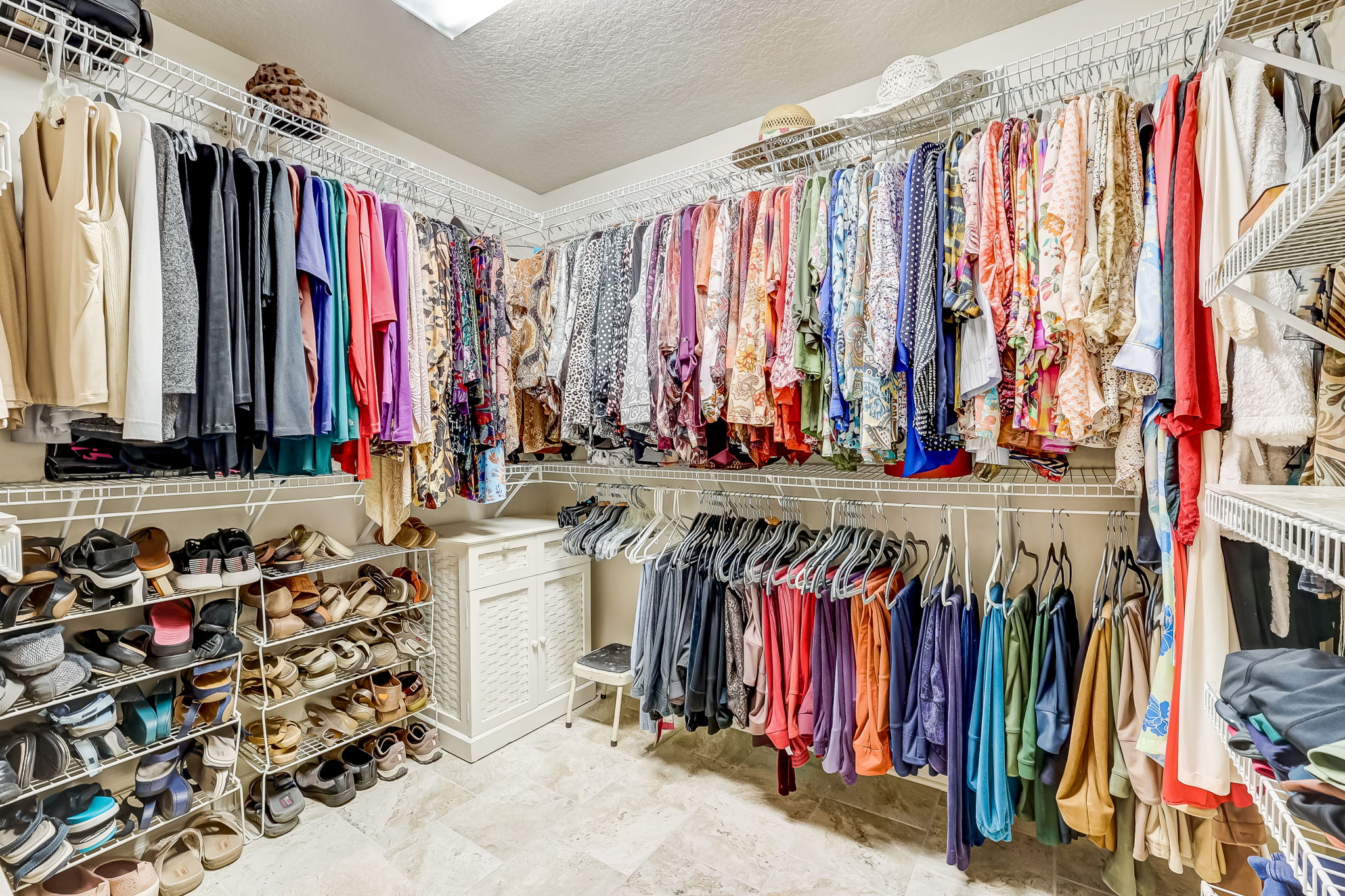 Primary Bedroom Closet