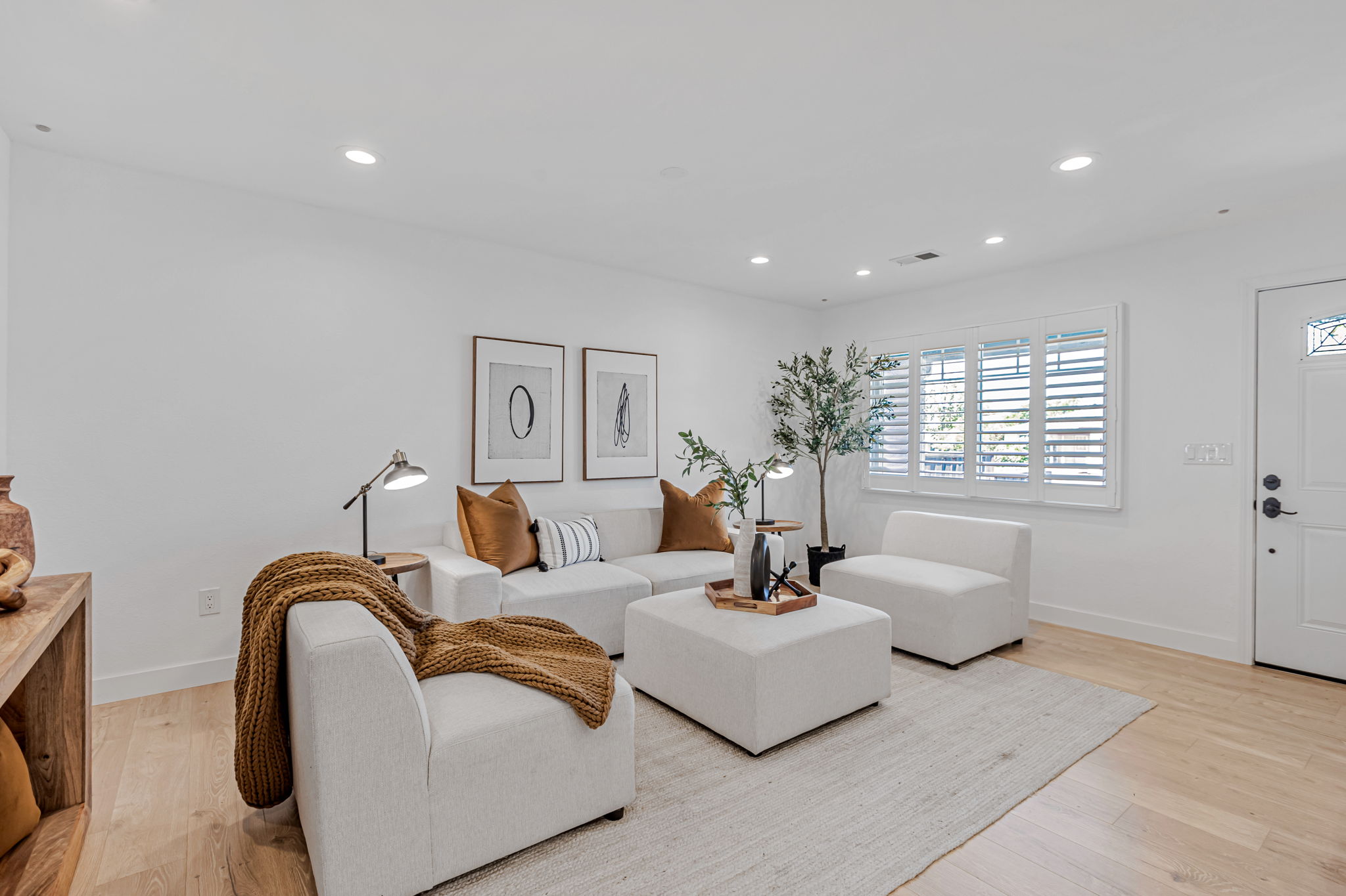 010_1642 Orchard View Dr