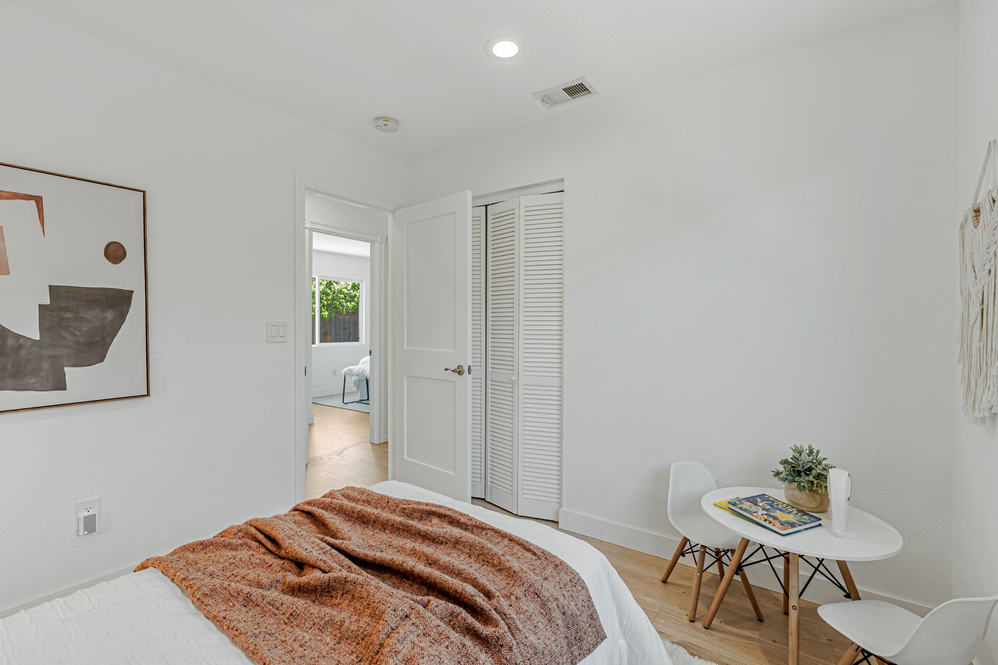 022_1642 Orchard View Dr