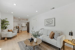 013_1642 Orchard View Dr