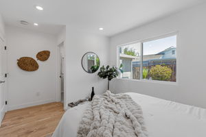 028_1642 Orchard View Dr