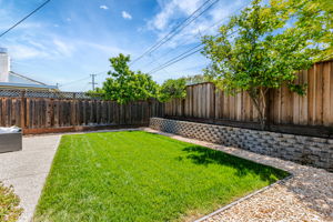 044_1642 Orchard View Dr