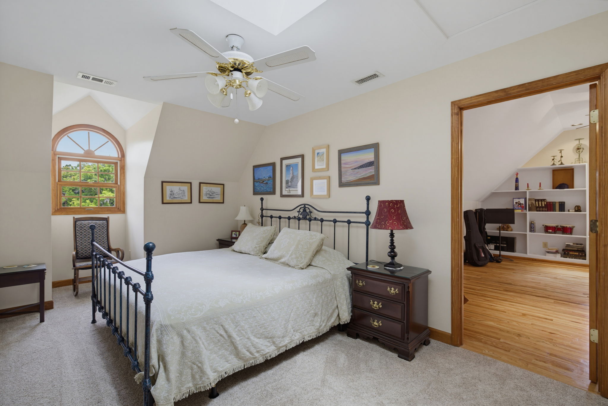 1642 Rhodes Loop -44