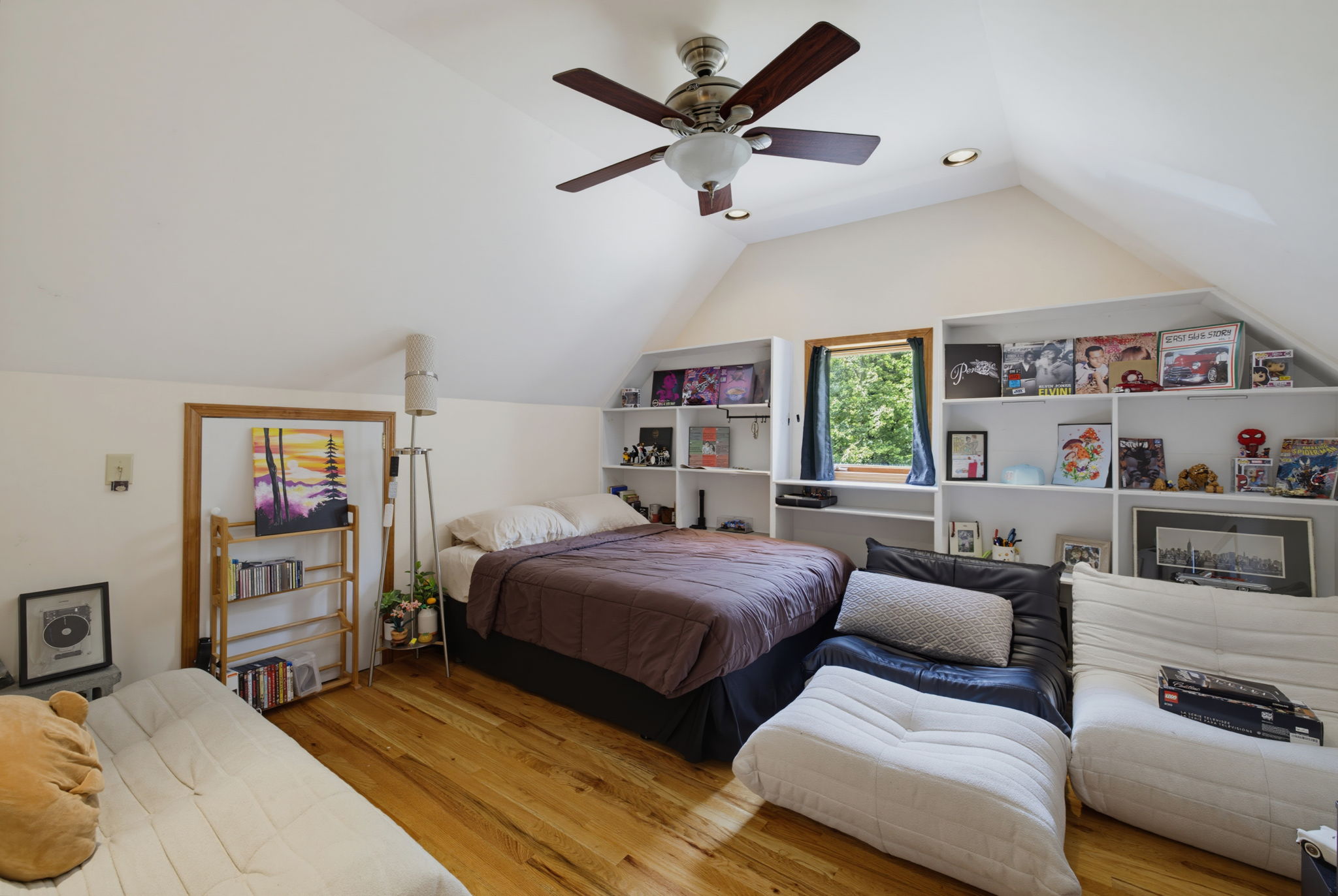1642 Rhodes Loop -52