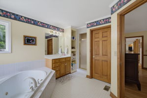 1642 Rhodes Loop -40