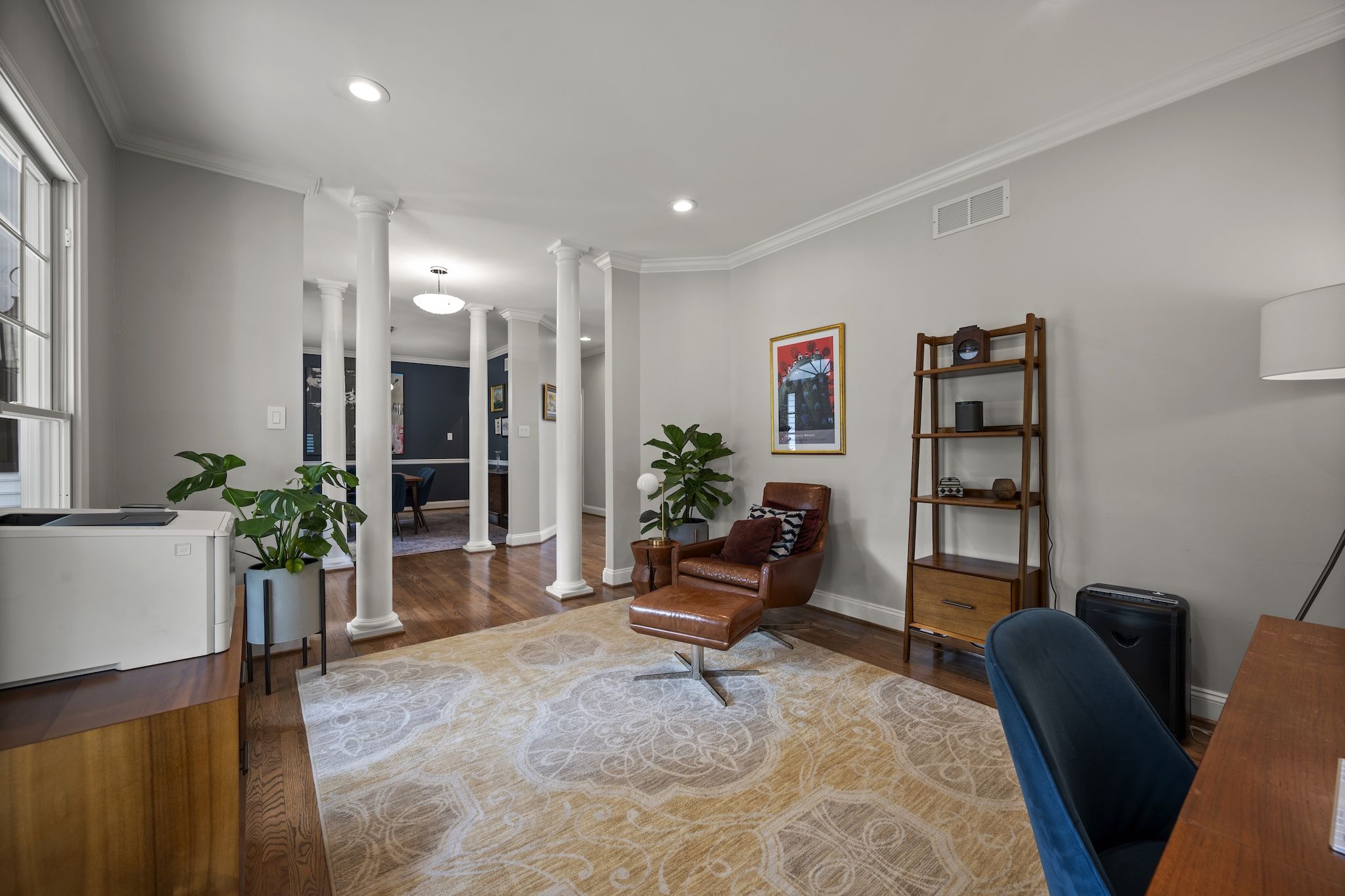 1642 Worthington 4