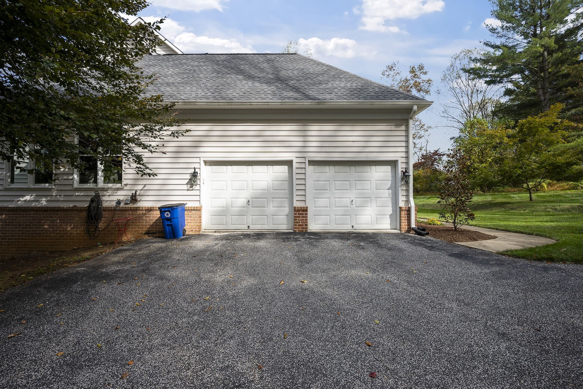 1642 Worthington 93
