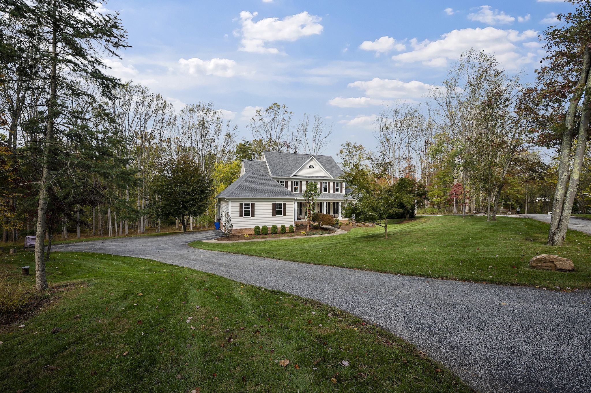 1642 Worthington 99