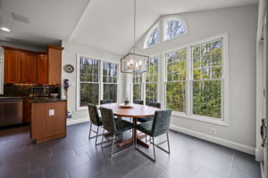 1642 Worthington 12