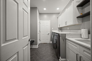 1642 Worthington 24