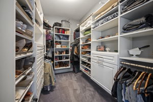 1642 Worthington 37