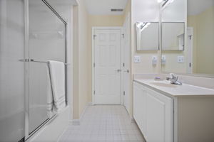 1642 Worthington 52