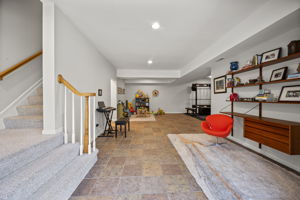 1642 Worthington 72