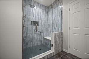 1642 Worthington 84