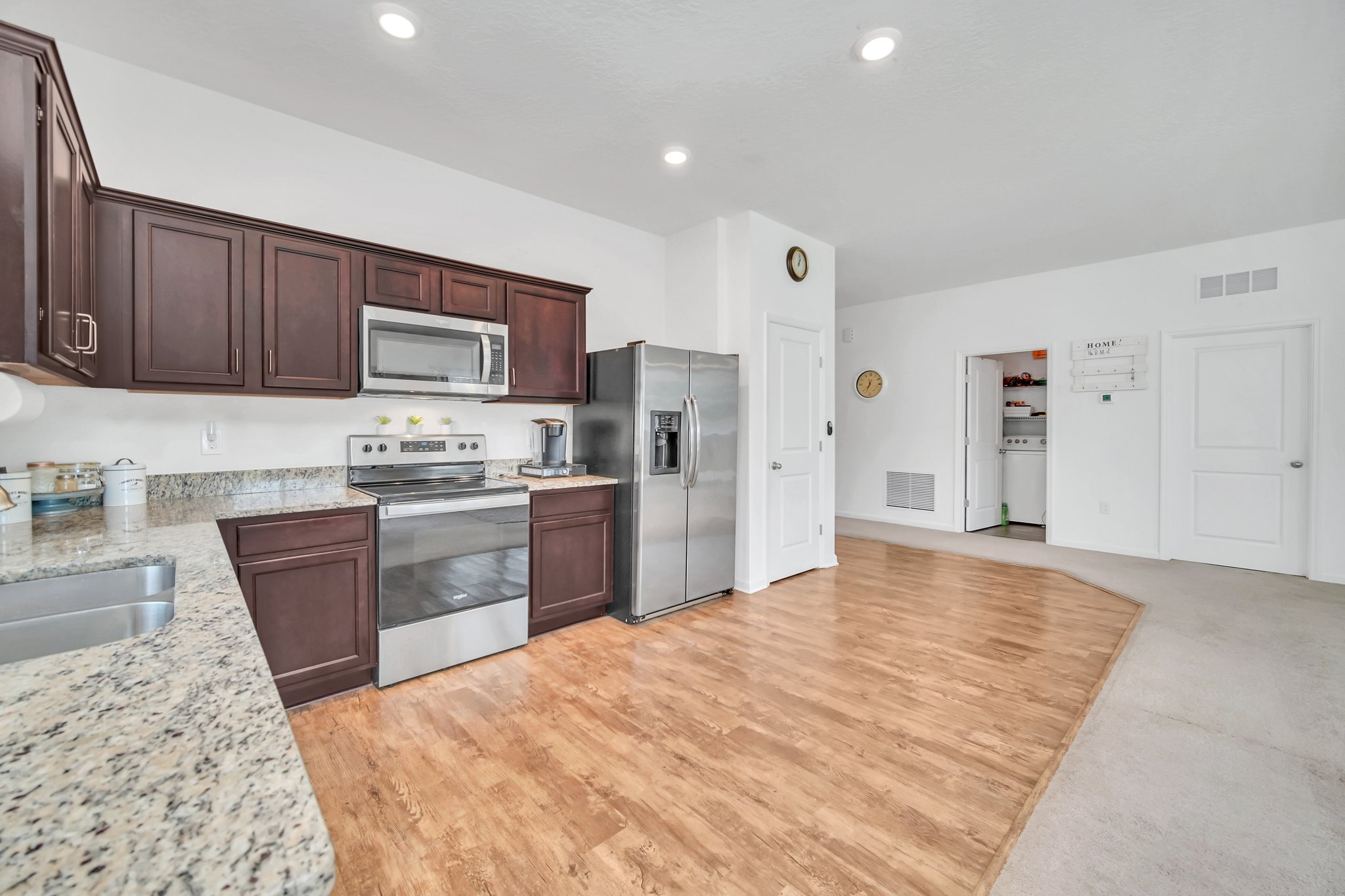 16423 Blooming Cherry Dr, Groveland, FL 34736, USA Photo 9