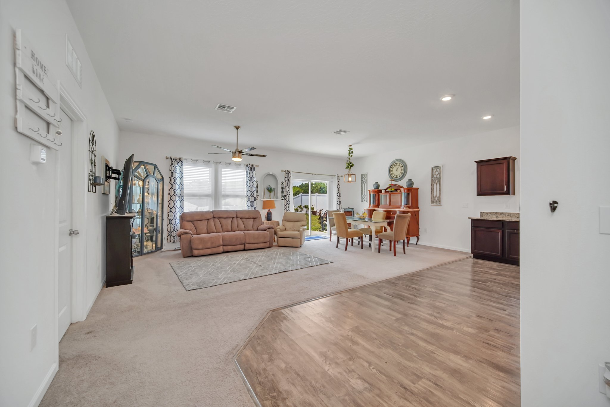 16423 Blooming Cherry Dr, Groveland, FL 34736, USA Photo 5