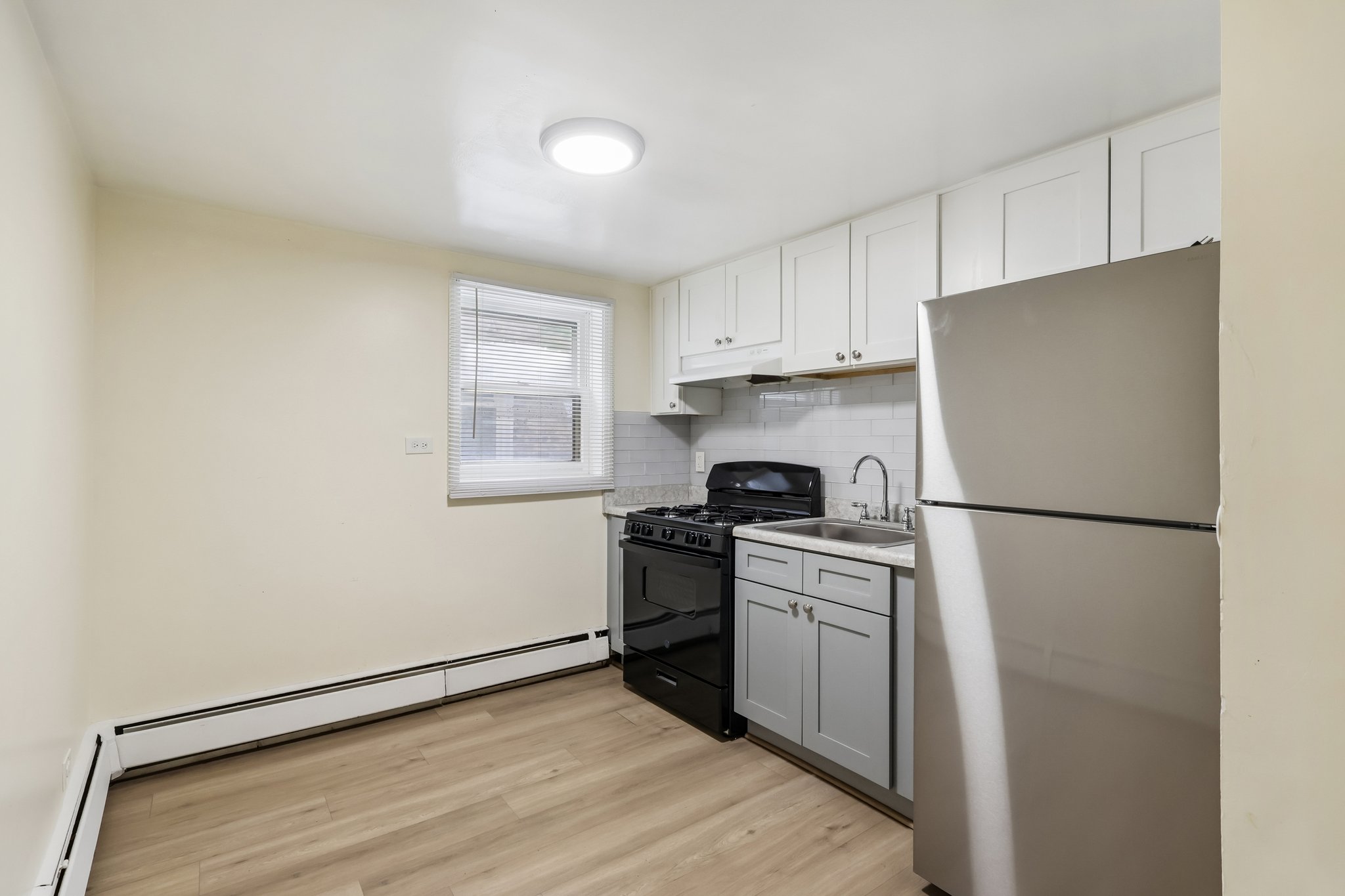 1643 Kenilworth Ave Unit B-S2805-006.jpg