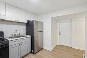 1643 Kenilworth Ave Unit B-S2805-005.jpg