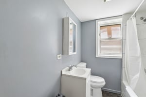 1643 Kenilworth Ave Unit B-S2805-011.jpg