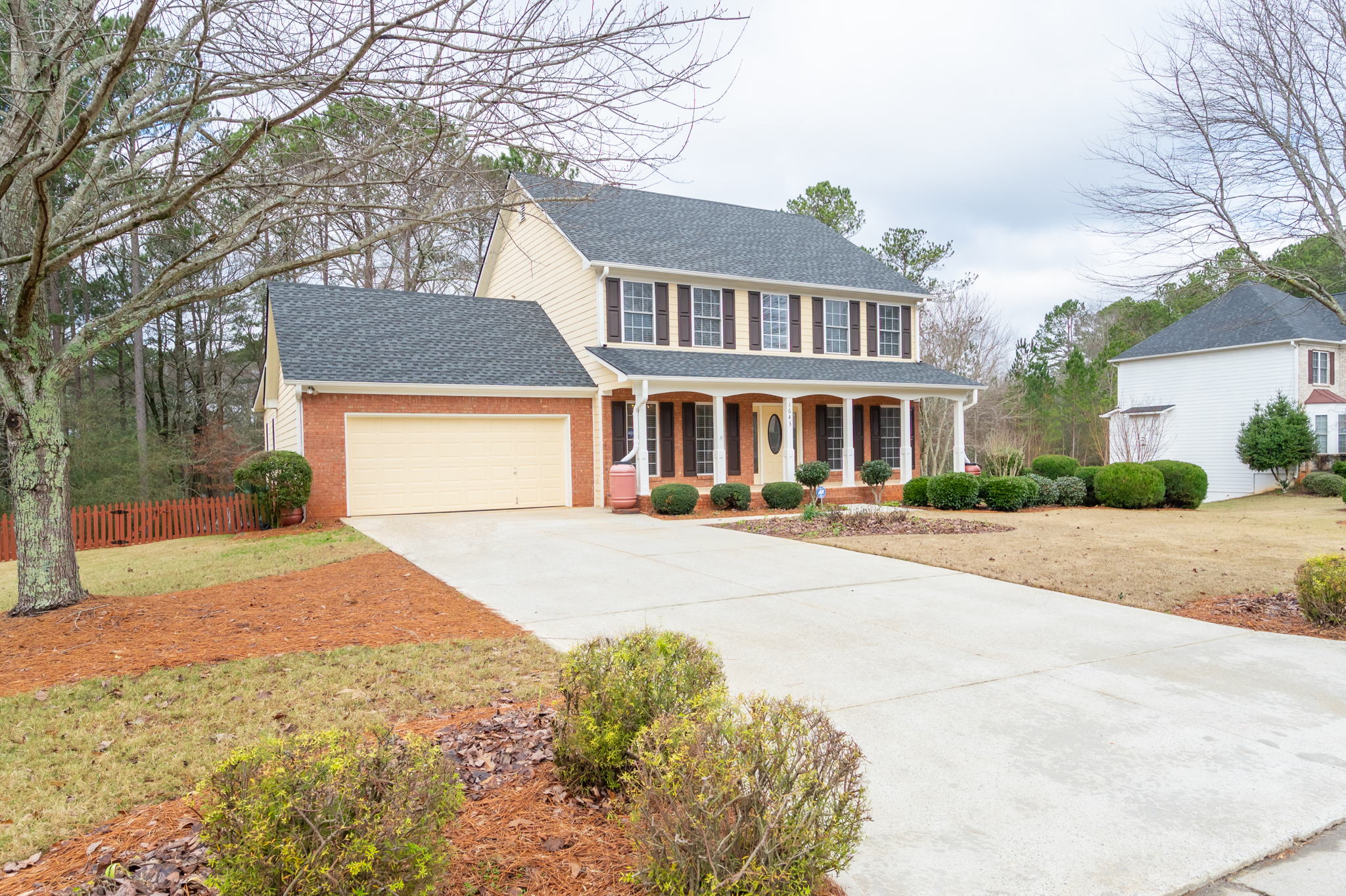 1643 Morning Crest Ln, Lilburn, GA 30047, USA Photo 3