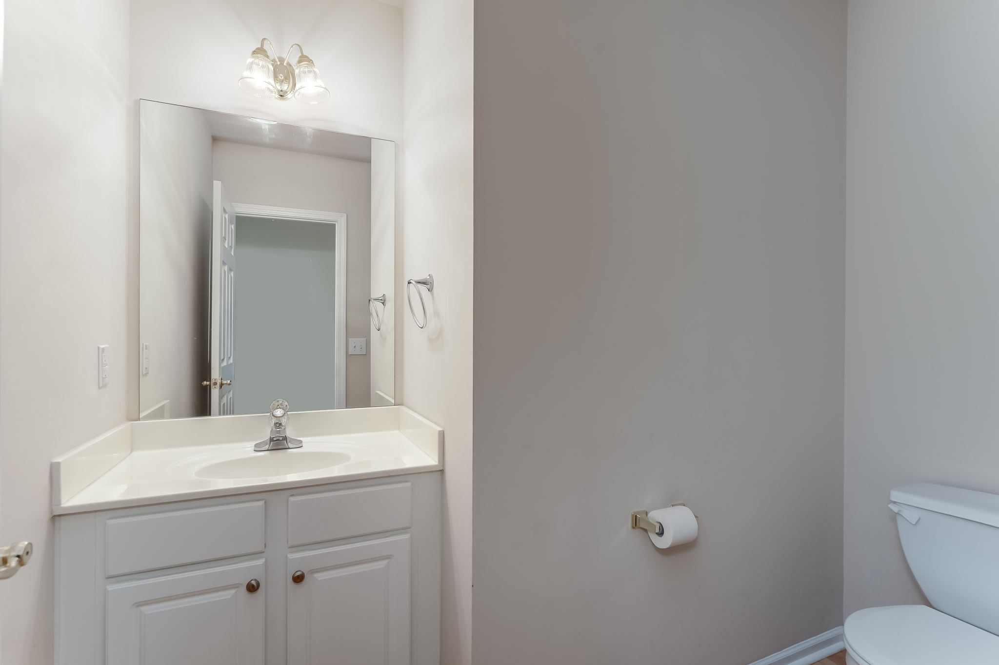 1643 Morning Crest Ln, Lilburn, GA 30047, USA Photo 21