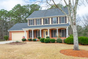 1643 Morning Crest Ln, Lilburn, GA 30047, USA Photo 1