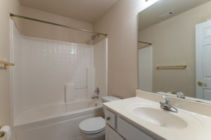1643 Morning Crest Ln, Lilburn, GA 30047, USA Photo 26