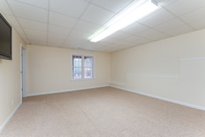 1643 Morning Crest Ln, Lilburn, GA 30047, USA Photo 35