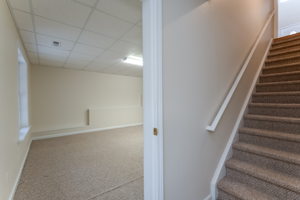 1643 Morning Crest Ln, Lilburn, GA 30047, USA Photo 33
