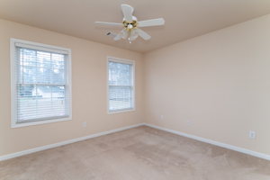 1643 Morning Crest Ln, Lilburn, GA 30047, USA Photo 25