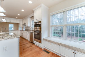 1643 Morning Crest Ln, Lilburn, GA 30047, USA Photo 15