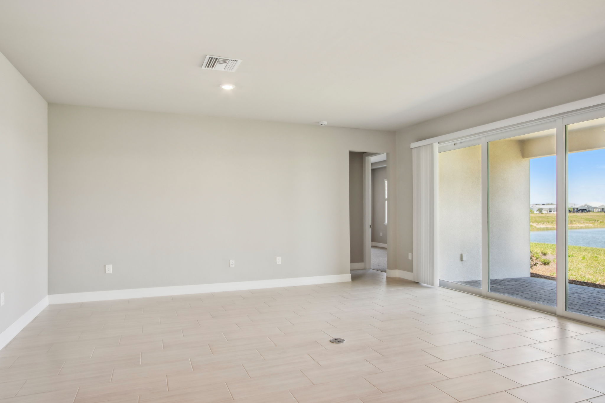 South Florida-Crescent Lakes-16433 Seven Lakes Ave, Punta Gorda, FL 33982-004