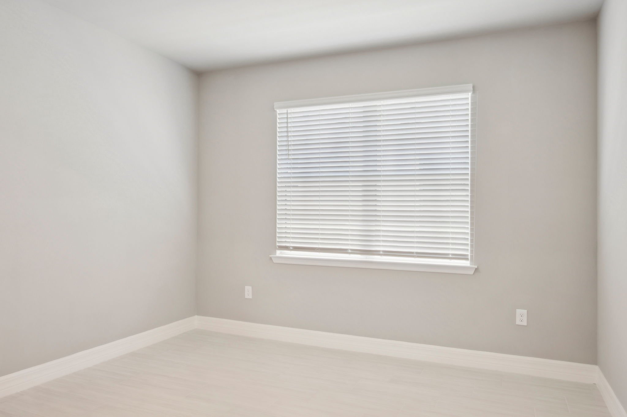 South Florida-Crescent Lakes-16433 Seven Lakes Ave, Punta Gorda, FL 33982-013