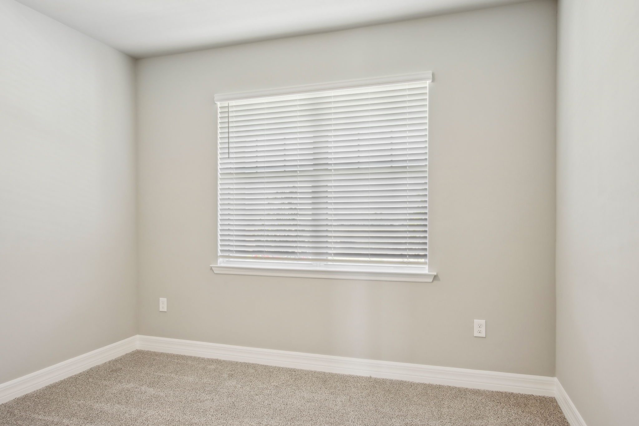 South Florida-Crescent Lakes-16433 Seven Lakes Ave, Punta Gorda, FL 33982-019