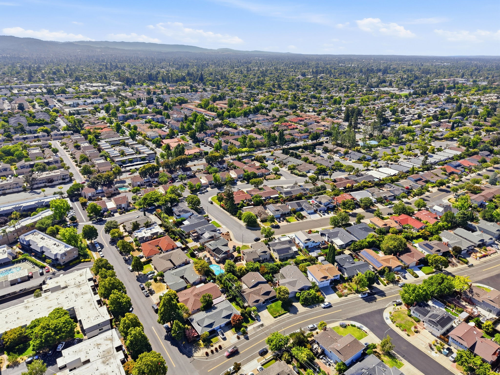 013_F8_AERIAL_1645 Blackhawk Dr