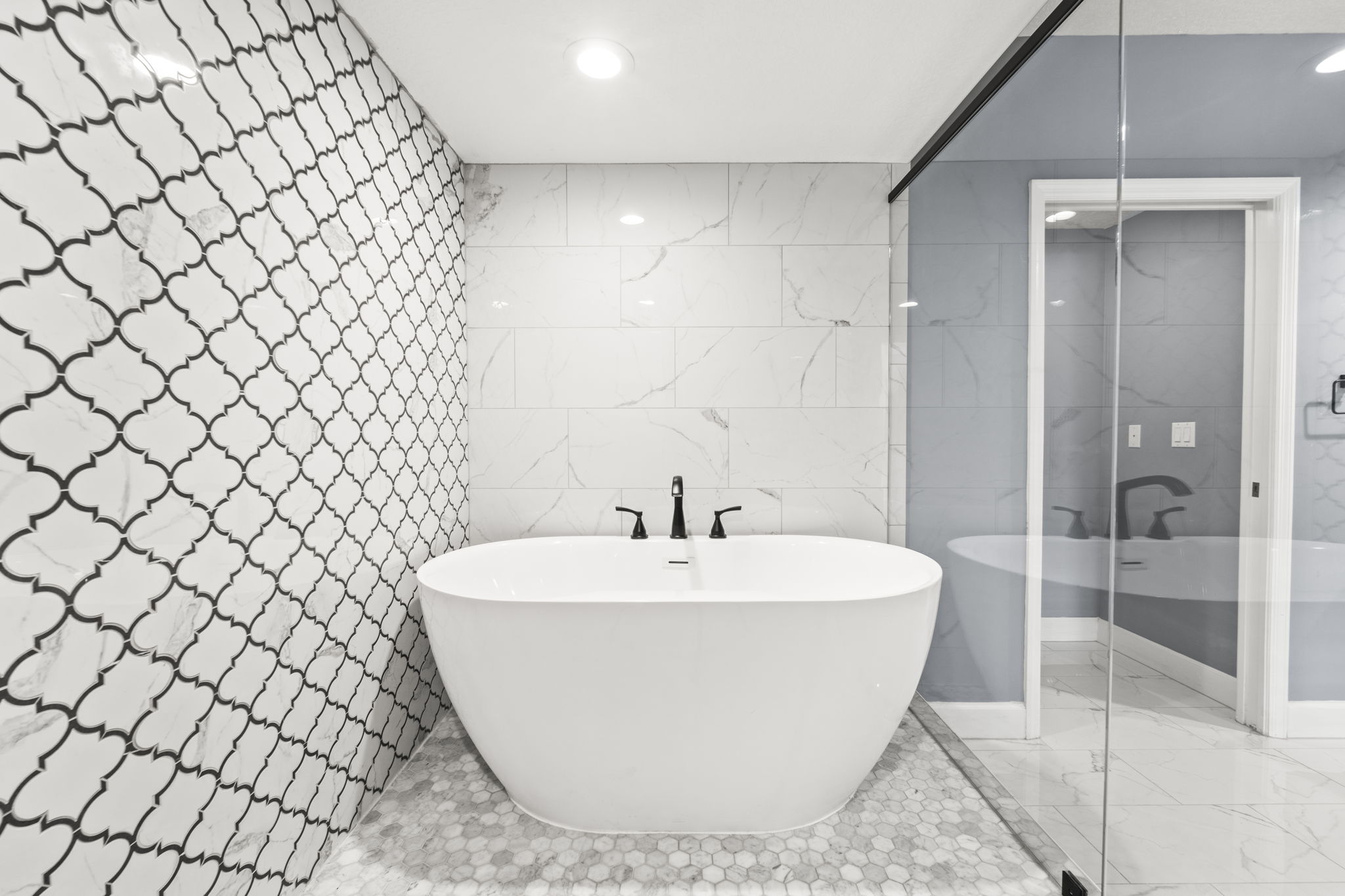 BATH3 1645 Pinellas Bayway S Apt B2 282